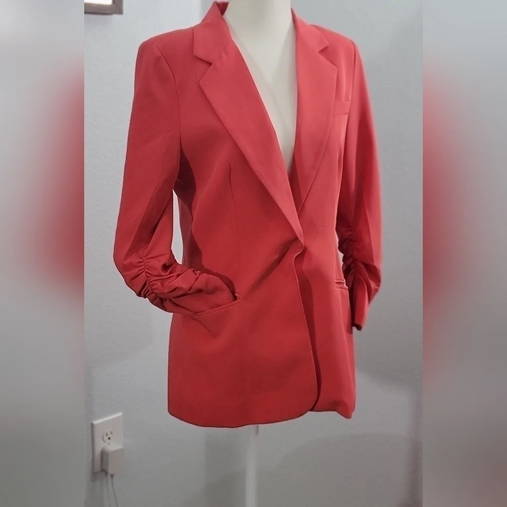 AUDREY Bright pink blazer Size Medium